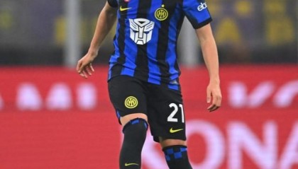 担心被截胡！国米加价50万欧追潜力后卫，莫拉蒂公开批评小因扎吉|国际米兰|拉尼|阿斯拉尼|姆拉契奇|都灵_新浪体育_新浪新闻