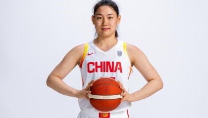 恭喜！中国女篮又一22岁1米81工兵出炉：亚运冠军转型看齐杨舒予